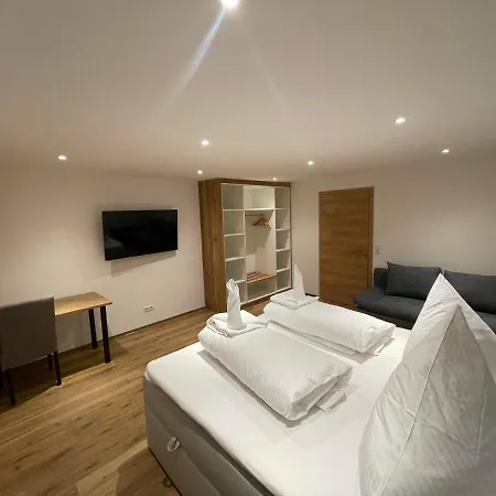 Estalagem Landgasthaus Zum Kreuz Gbr